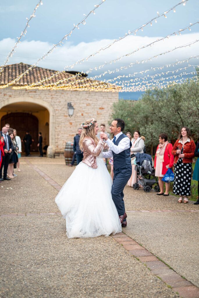 Photographe de Mariage à Lyon – Capturer l’Amour avec Élégance